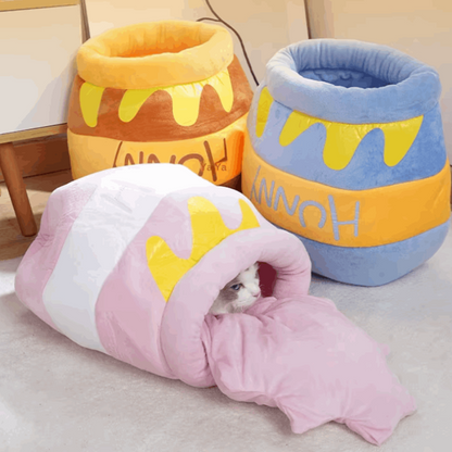 Luxe CozyCap Comfort Den kattenhuis biedt veilige en warme slaapplek voor katten